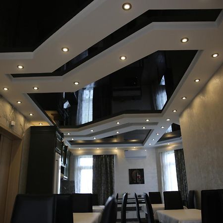 Villa Mariana Батуми Екстериор снимка
