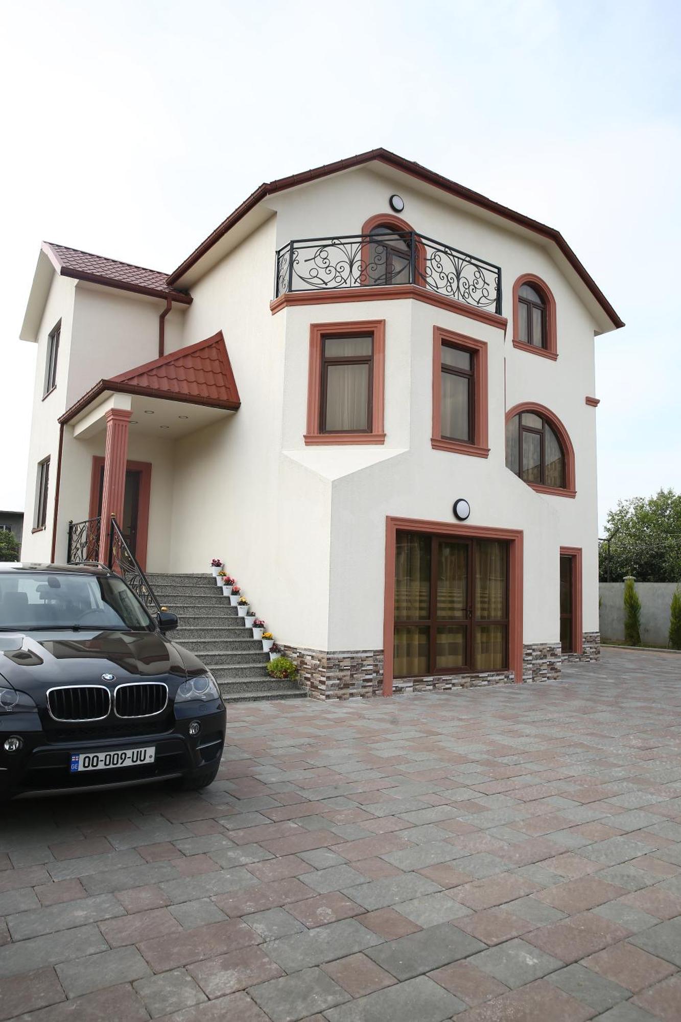 Villa Mariana Батуми Екстериор снимка