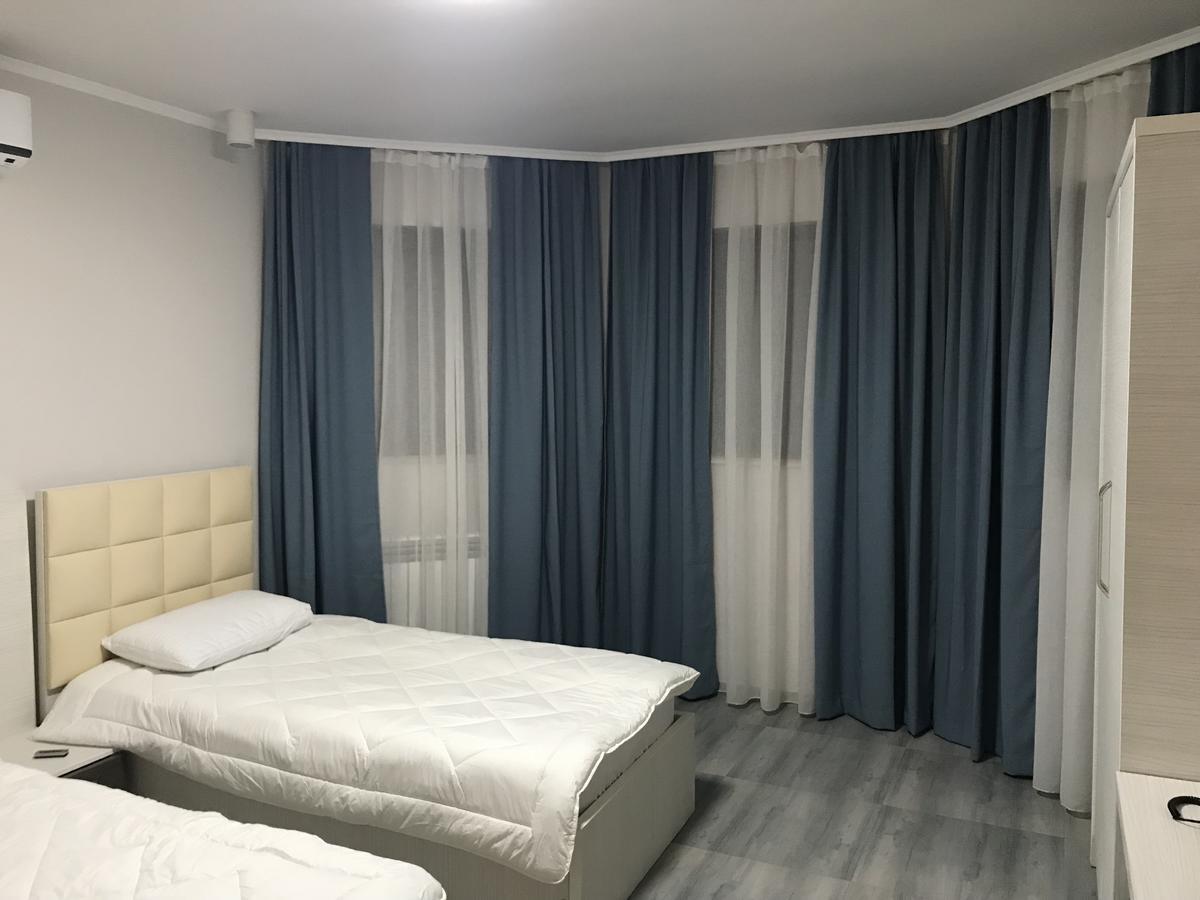 Villa Mariana Батуми Екстериор снимка